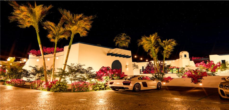 استمتع بليالي ساحرة في شاليهاتنا